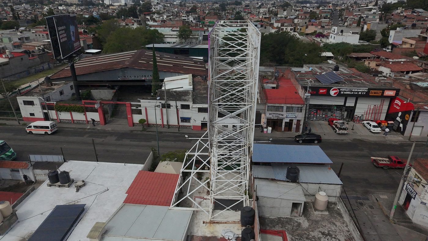 Estructura completa en su entorno